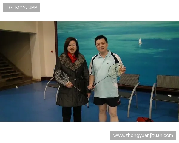 杭州羽毛球队与深圳羽毛球队赛后技术分析与战术复盘探讨