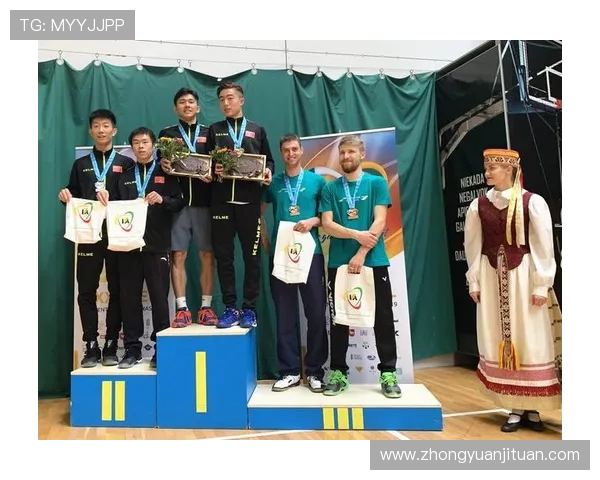 南京羽毛球队与广州羽毛球队赛后技术分析与战术复盘探讨